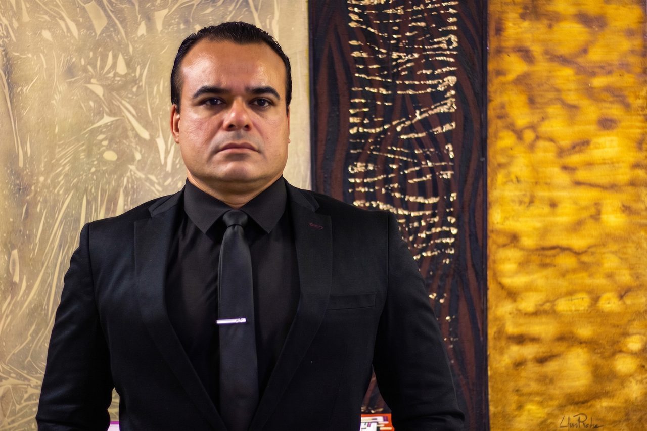 Dr. Alexandre Ribeiro